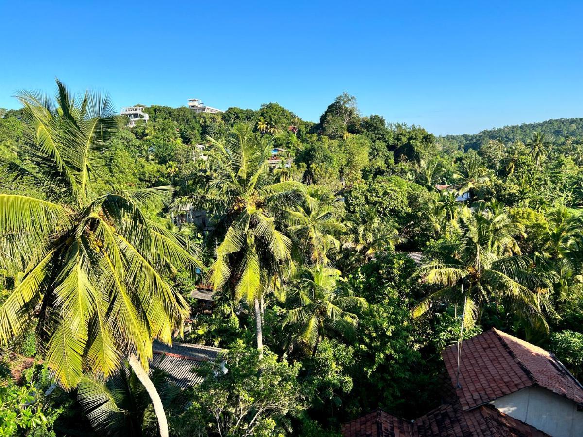 Marino Mirissa Hotel Exterior photo